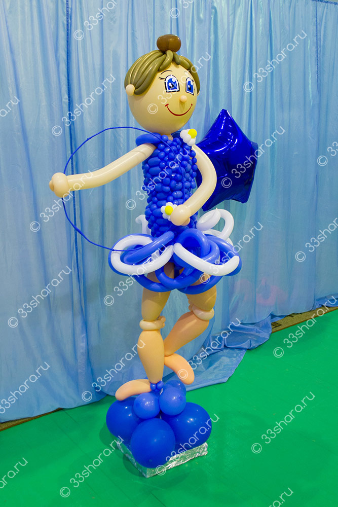 Фигурка гимнастки из воздушных шаров